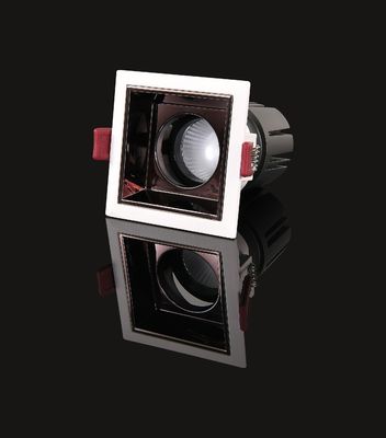 kualitas  300 Luminous Flux Square LED Interior Spotlights For Supermarkets / Restaurants pabrik